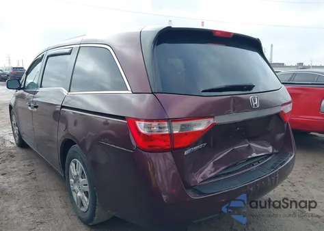 2013 Honda Odyssey Lx z USA, uszkodzony, nr VIN 5FNRL5H24DB058413